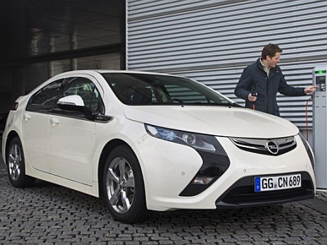 opel ampera
